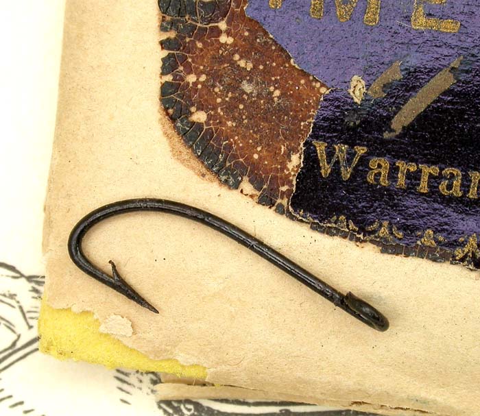 21c Thomas H Bate's hook packet, #11, Limerick, ringed, japanned, hollow point. Ca 1853 to 1858